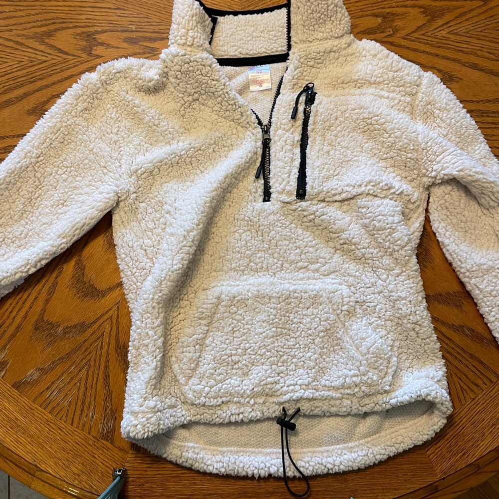 No boundaries Sherpa pullover